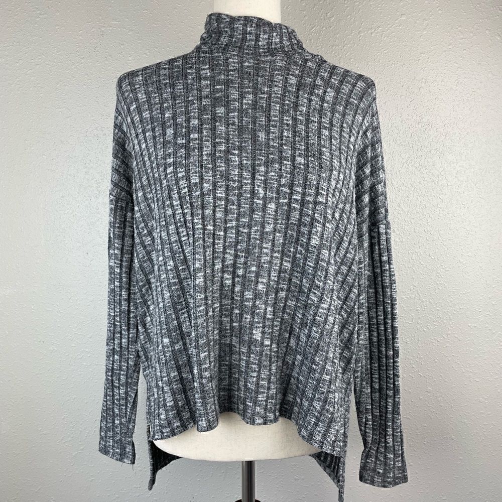 American Eagle Outfitters Gray Oversized Turtleneck Sweater Size XS EUC